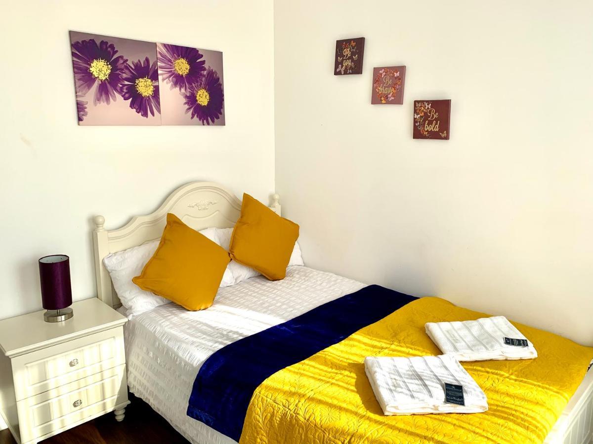 2-Bedrooms Modern Apartment Next To Velodrome, Lounge, Balcony, Parking, Abba Лондон Екстериор снимка